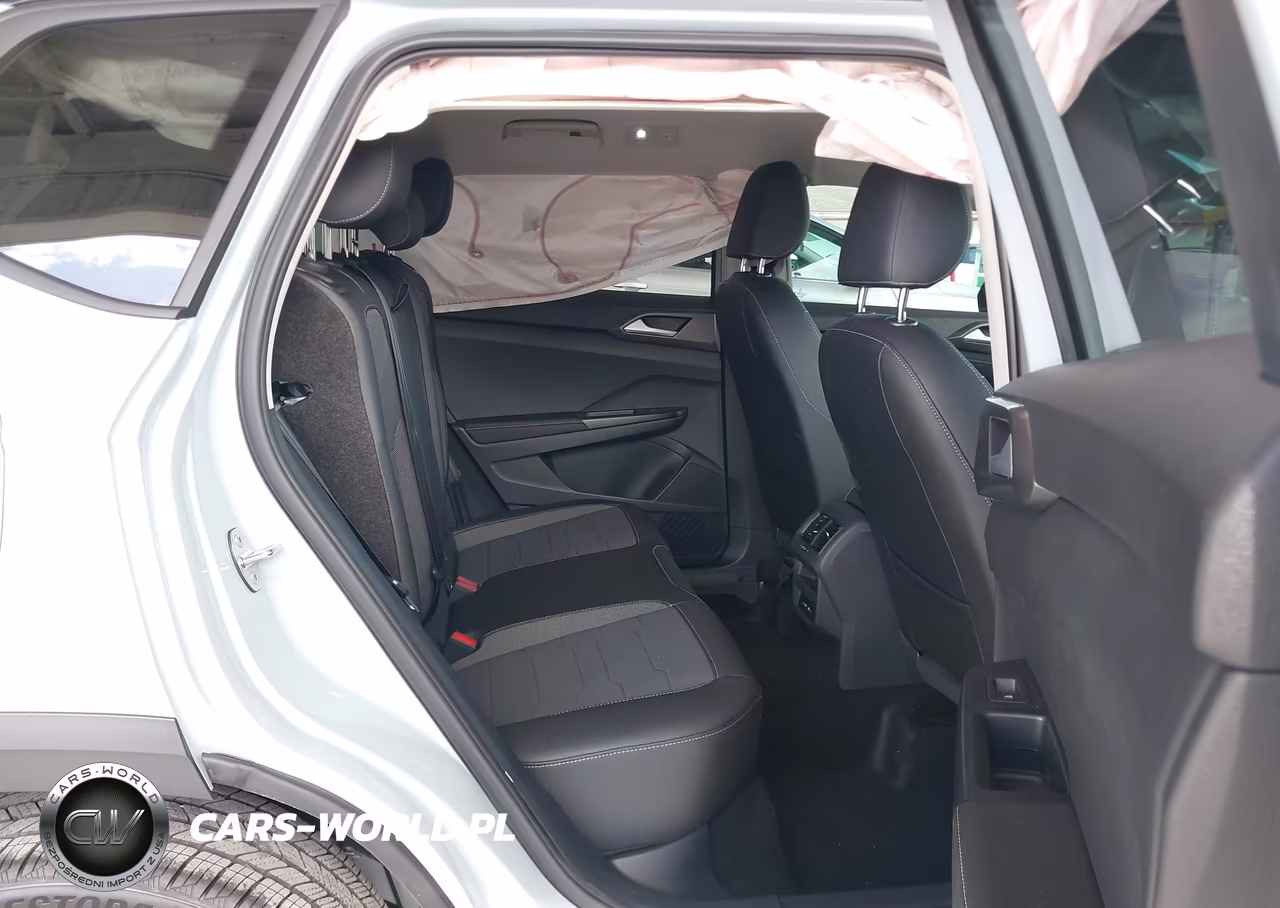 2026 Volkswagen Taos Se Black VIN:3VV3C7B25TM044204 - 8