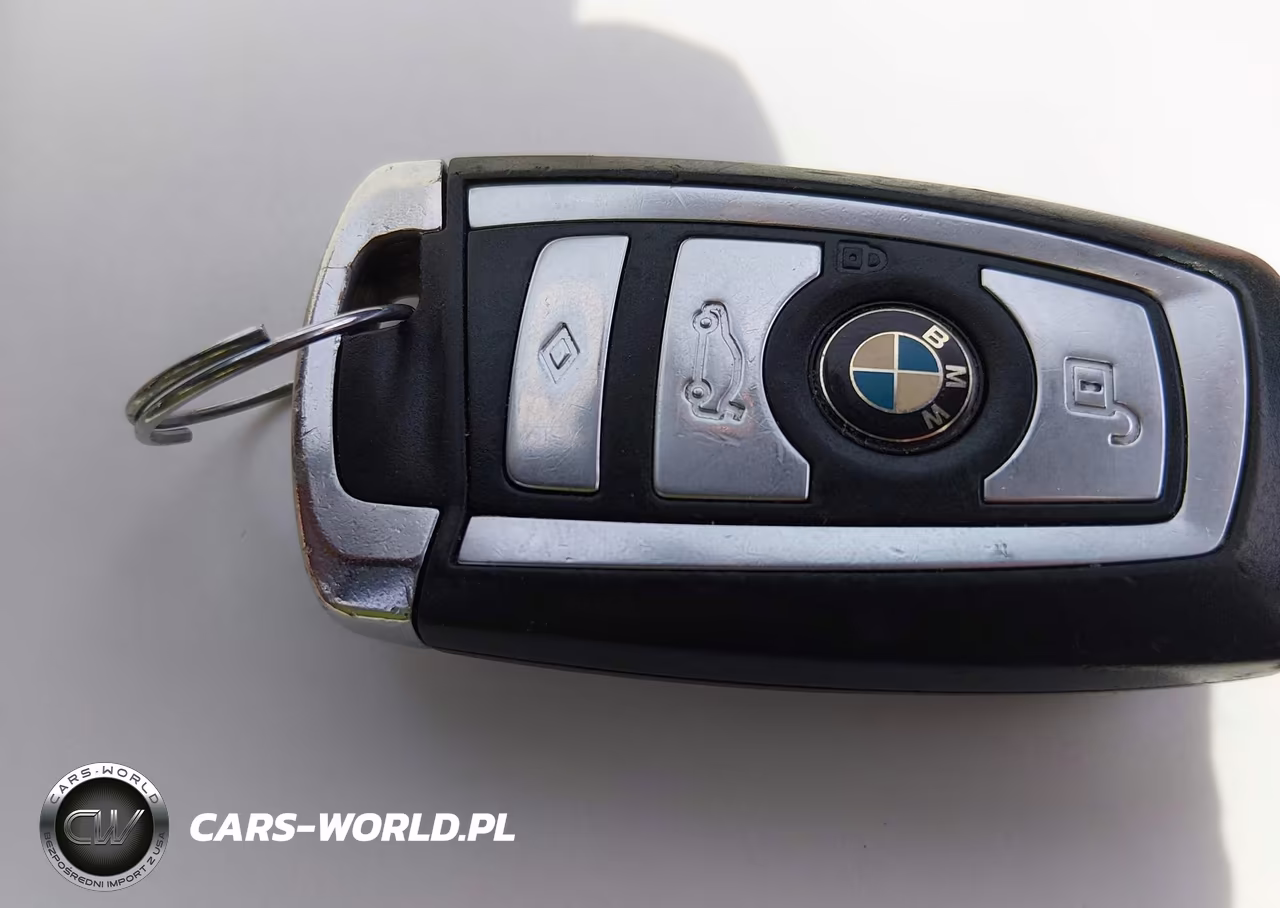 2010 BMW 750Li VIN:WBAKB8C51ACY64397 - 11