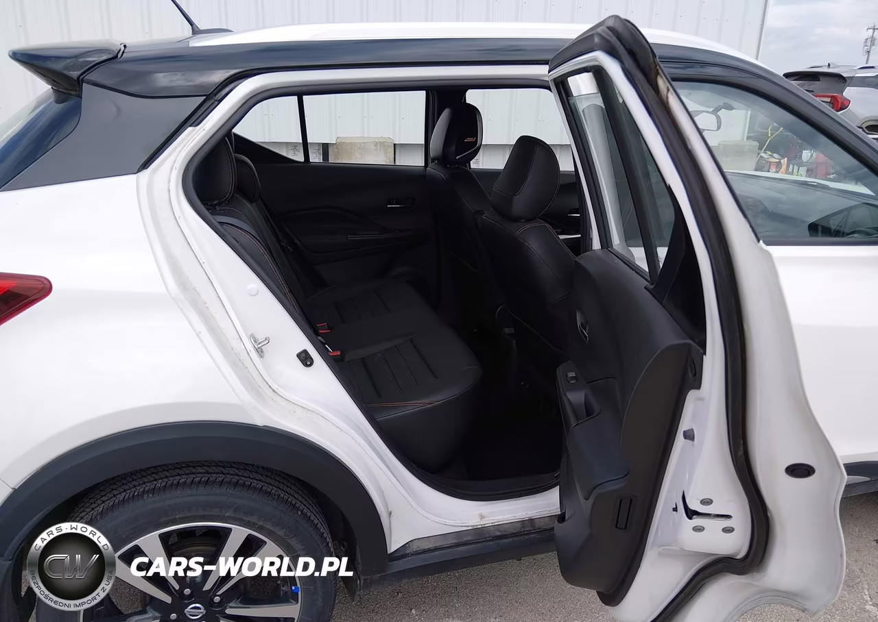 2019 Nissan Kicks Sr VIN:3N1CP5CUXKL506352 - 8