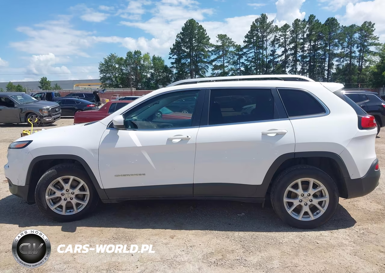 2017 Jeep Cherokee Latitude Fwd VIN:1C4PJLCB8HD232943 - 14