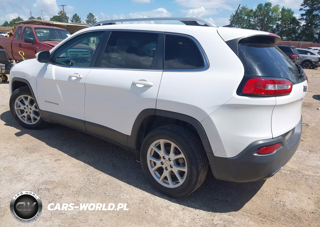 2017 Jeep Cherokee Latitude Fwd VIN:1C4PJLCB8HD232943 - 3
