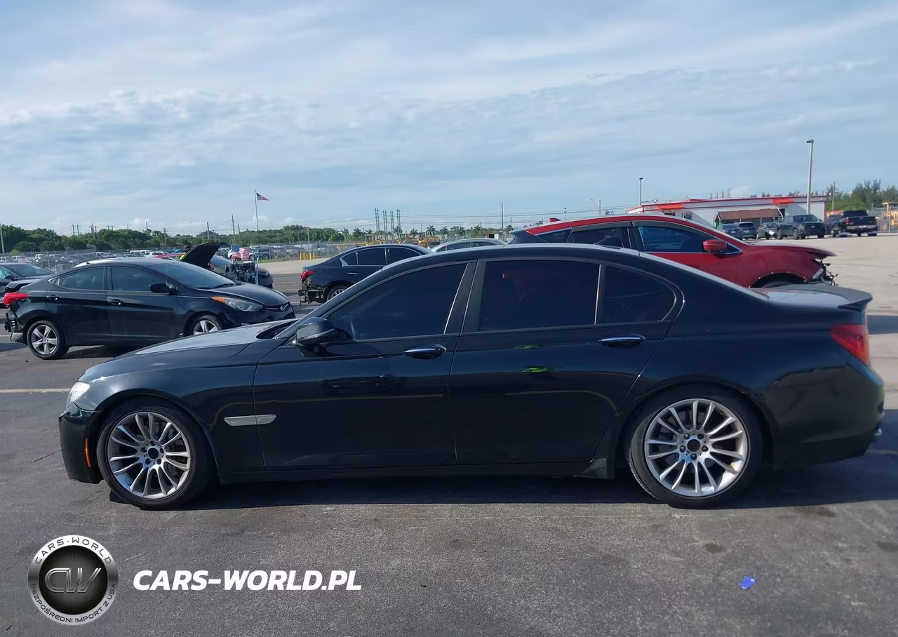 2015 BMW 740I VIN:WBAYA6C5XFD827089 - 14