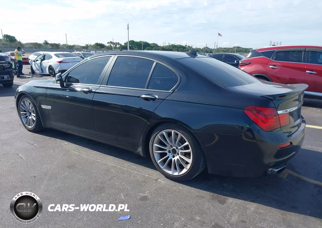2015 BMW 740I VIN:WBAYA6C5XFD827089 - 3
