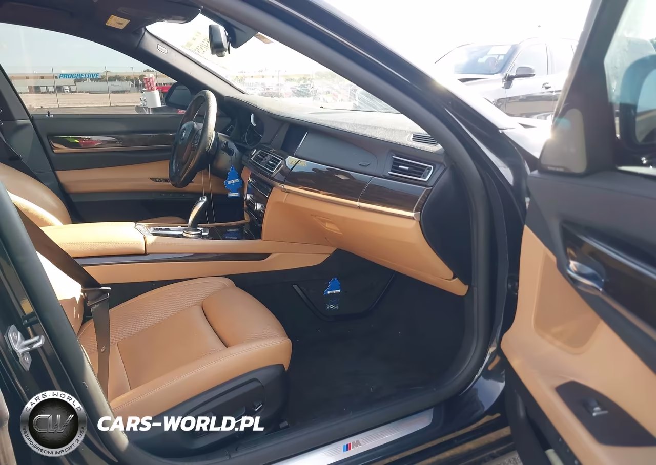 2015 BMW 740I VIN:WBAYA6C5XFD827089 - 5