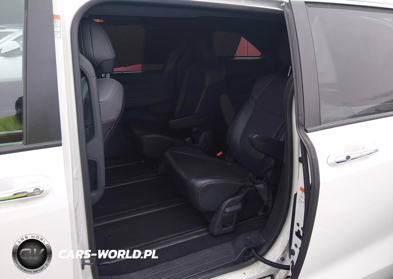 2022 Toyota Sienna Limited VIN:5TDZRKEC2NS088274 - 8