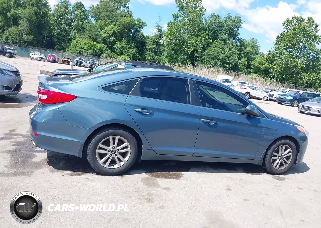 2015 Hyundai Sonata Se VIN:5NPE24AF3FH142364 - 14