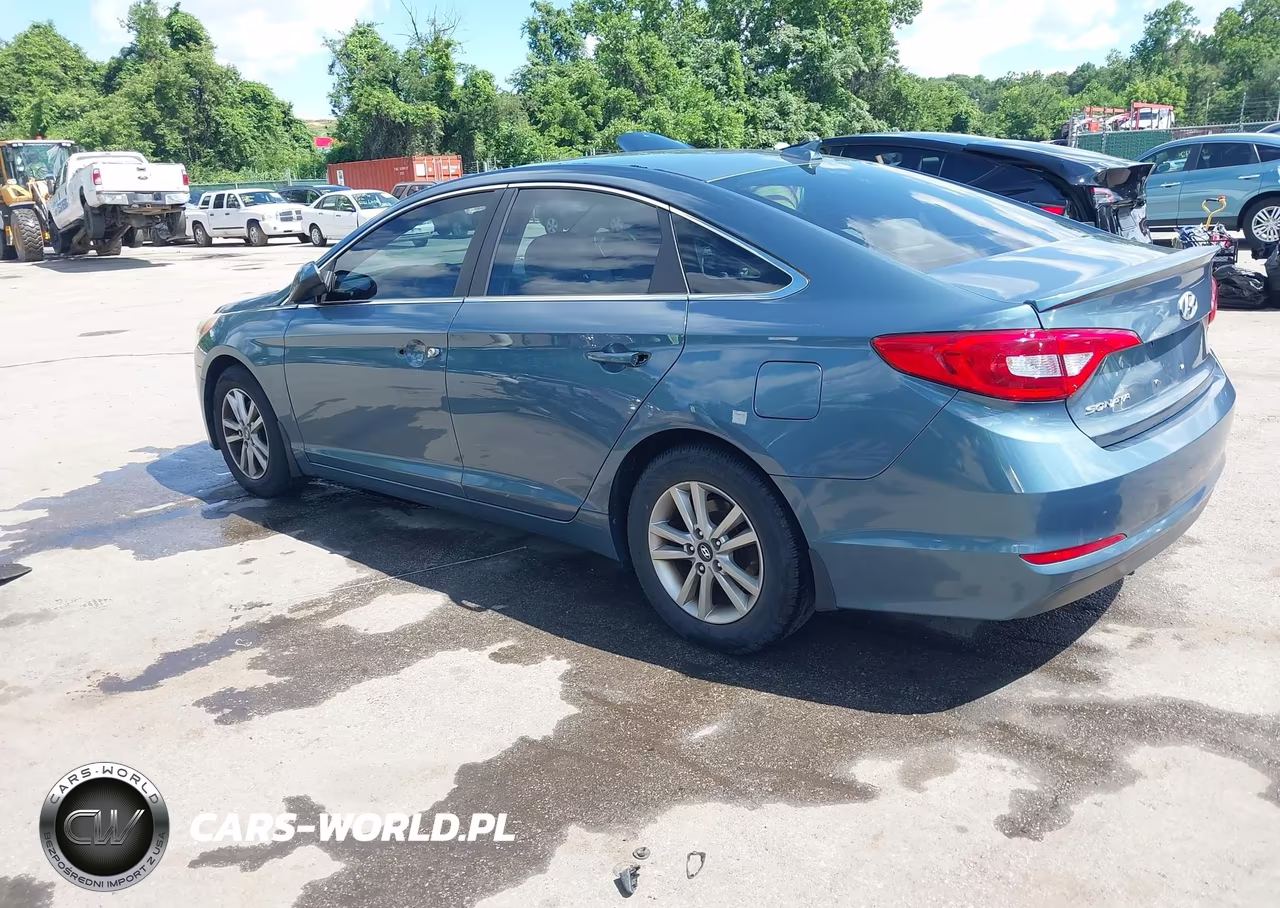 2015 Hyundai Sonata Se VIN:5NPE24AF3FH142364 - 3