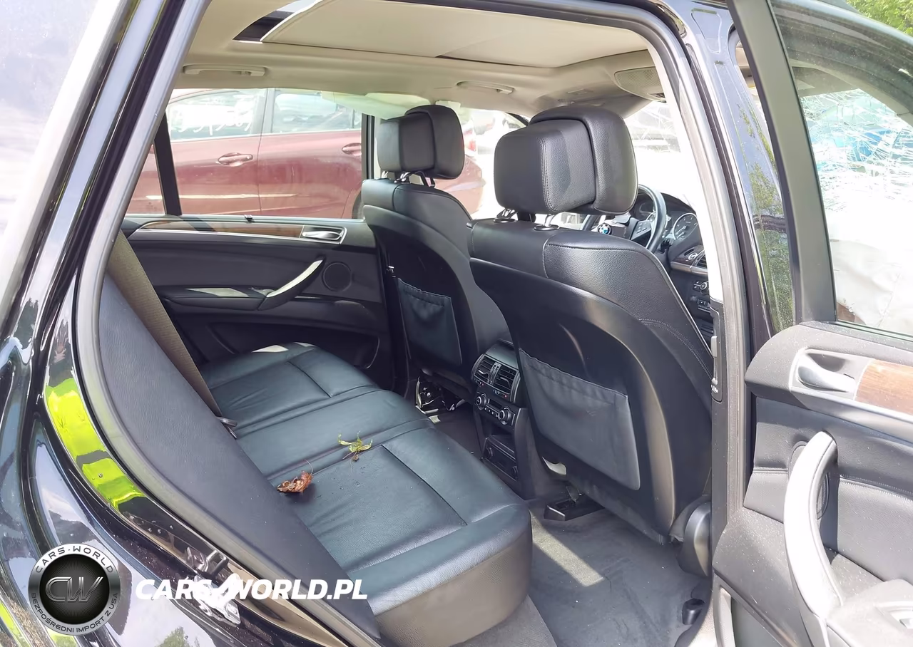 2013 BMW X5 xDrive35D VIN:5UXZW0C56D0B92397 - 8