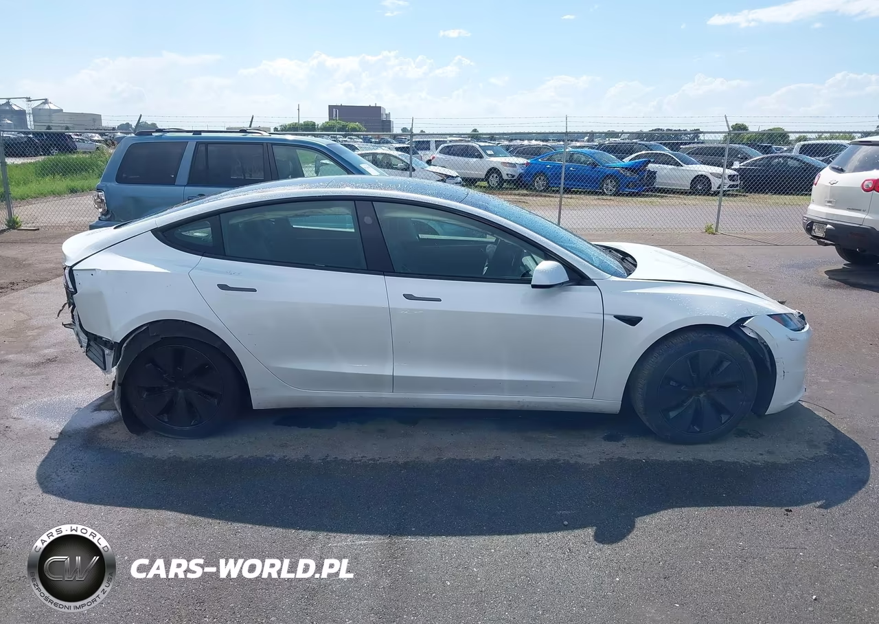 2025 Tesla Model 3 Long Range All-Wheel Drive VIN:5YJ3E1EB3SF885328 - 13