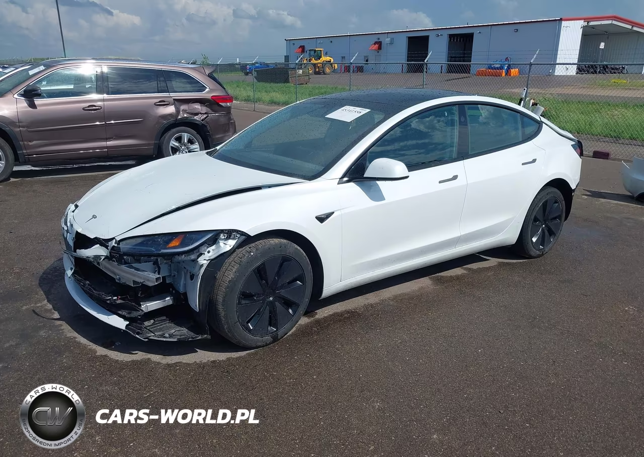 2025 Tesla Model 3 Long Range All-Wheel Drive VIN:5YJ3E1EB3SF885328 - 2