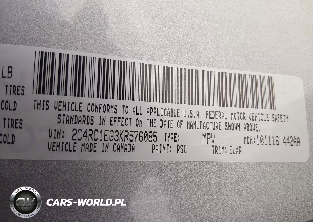 2019 Chrysler Pacifica Touring L Plus VIN:2C4RC1EG3KR576085 - 9