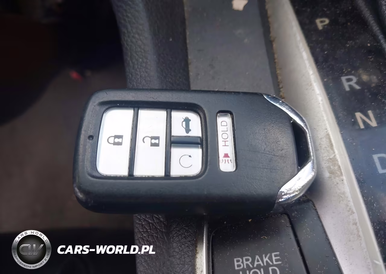 2016 Honda Civic Touring VIN:19XFC1F9XGE026118 - 11