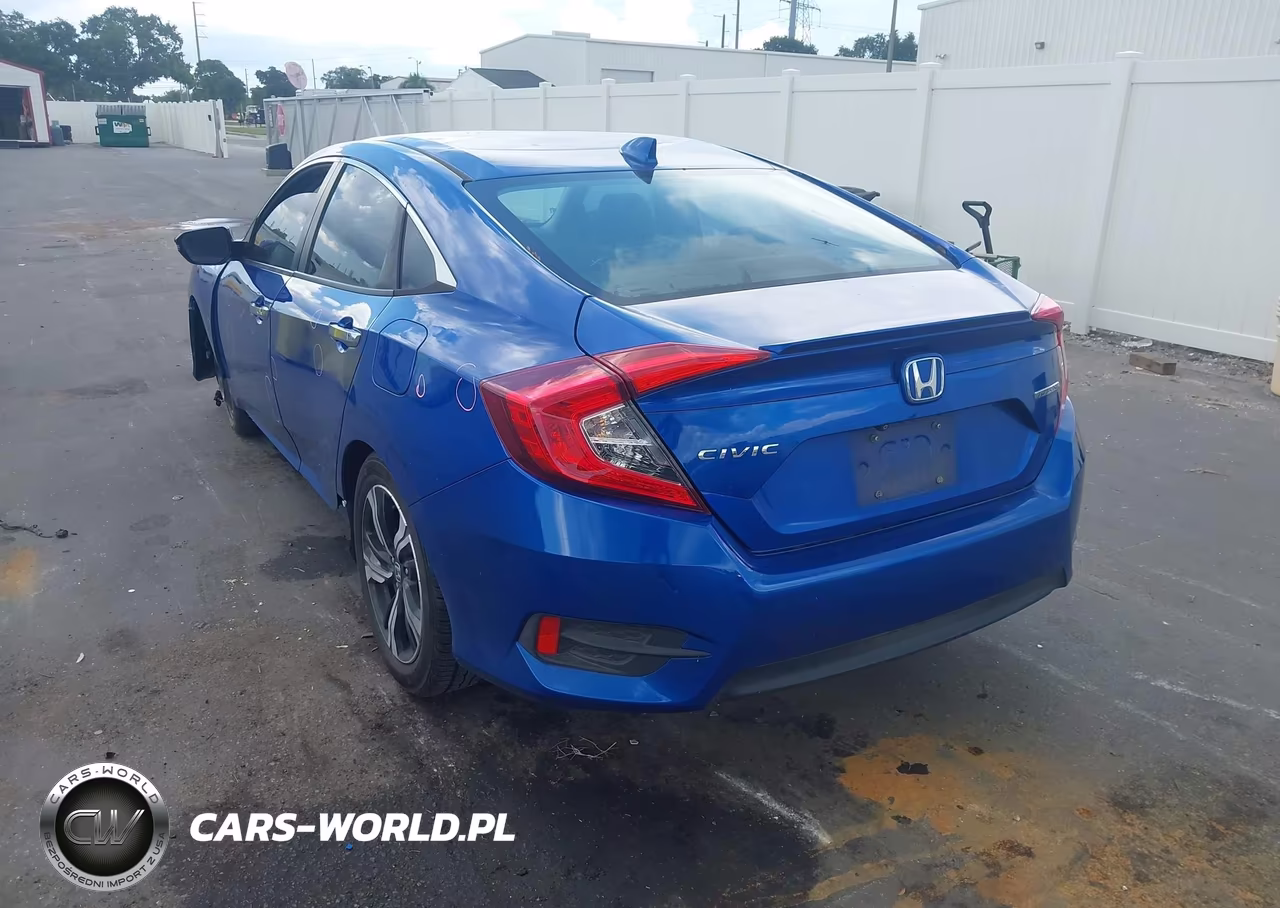 2016 Honda Civic Touring VIN:19XFC1F9XGE026118 - 3