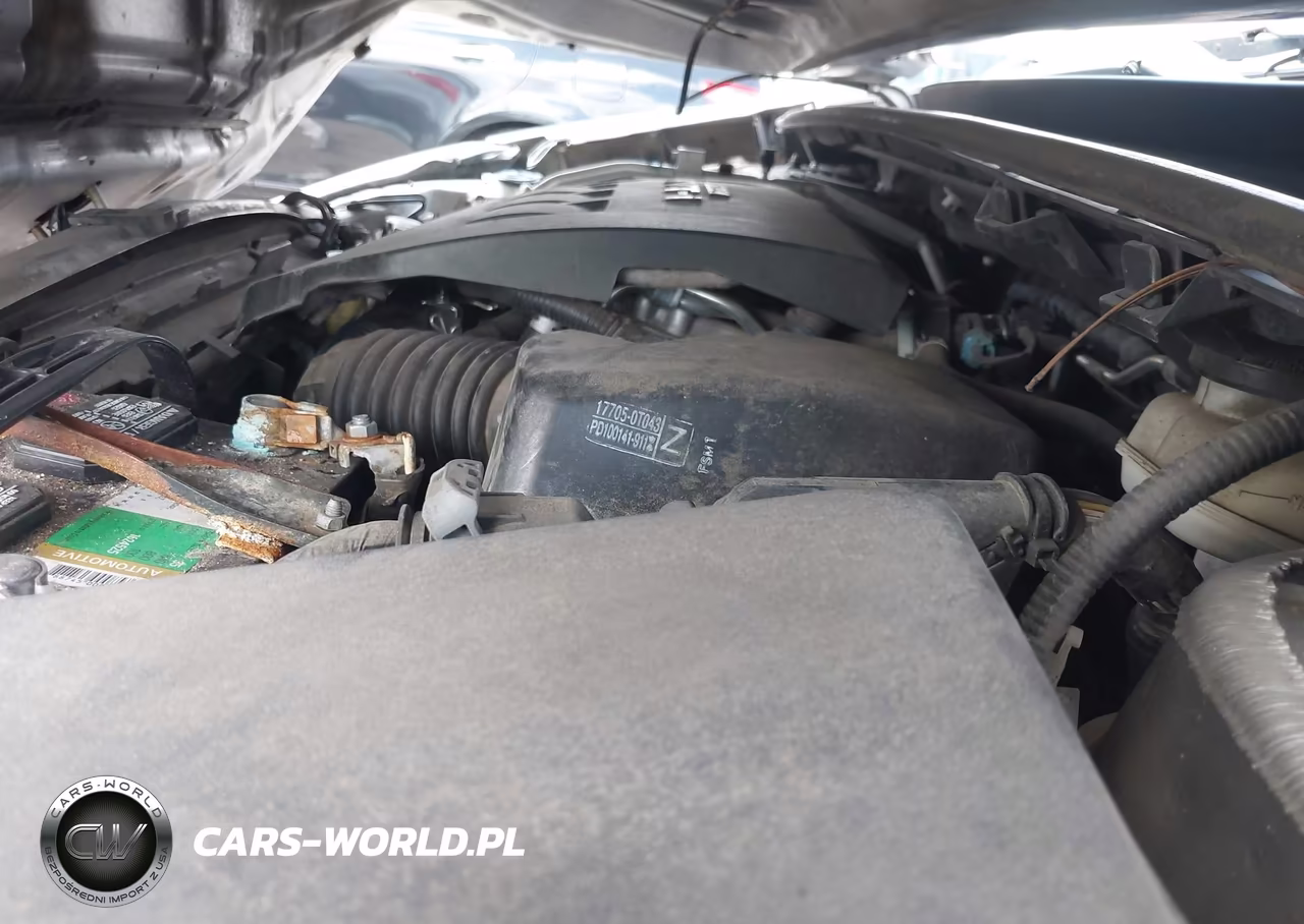 2015 Toyota Corolla L VIN:5YFBURHE3FP325614 - 10