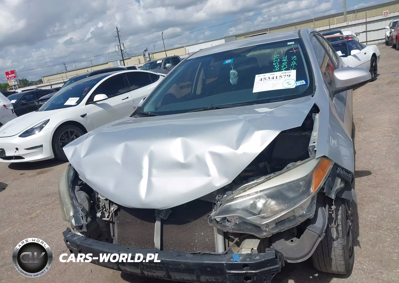 2015 Toyota Corolla L VIN:5YFBURHE3FP325614 - 12
