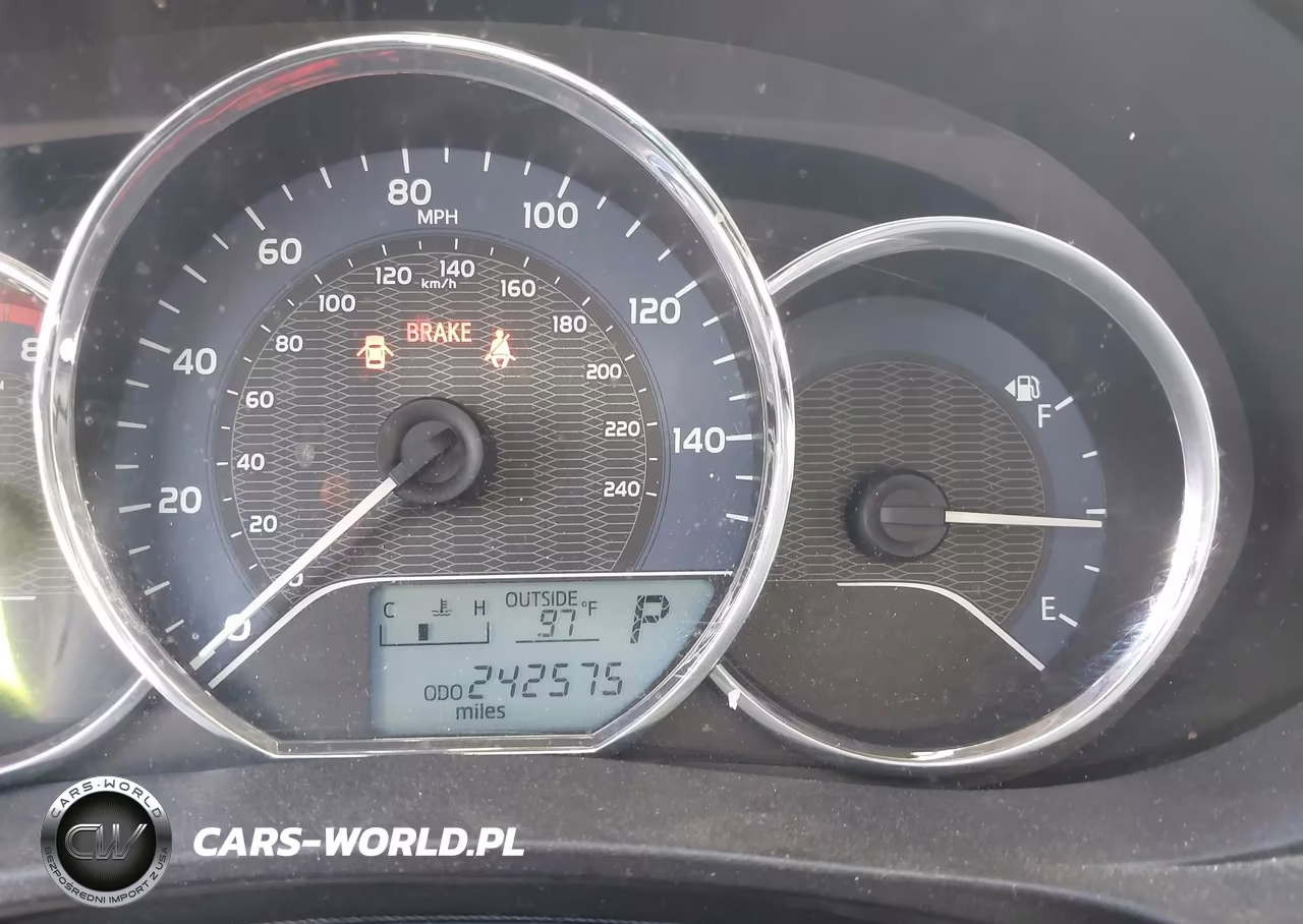 2015 Toyota Corolla L VIN:5YFBURHE3FP325614 - 7