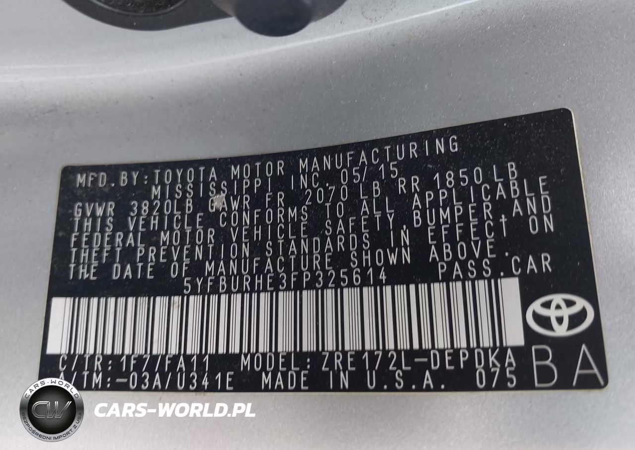 2015 Toyota Corolla L VIN:5YFBURHE3FP325614 - 9