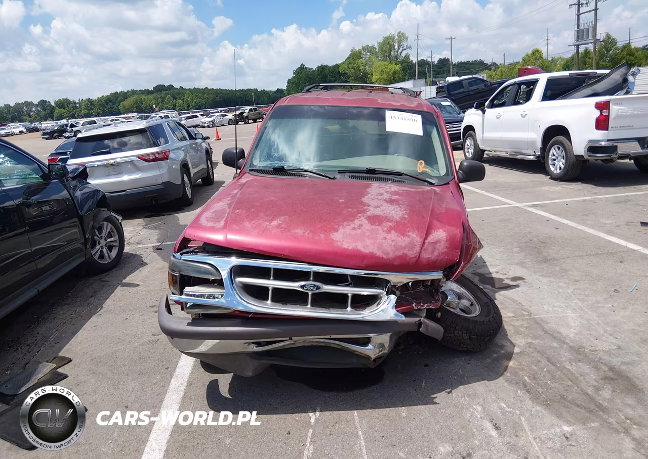1996 Ford Explorer VIN:1FMDU34XXTUB57669 - 12
