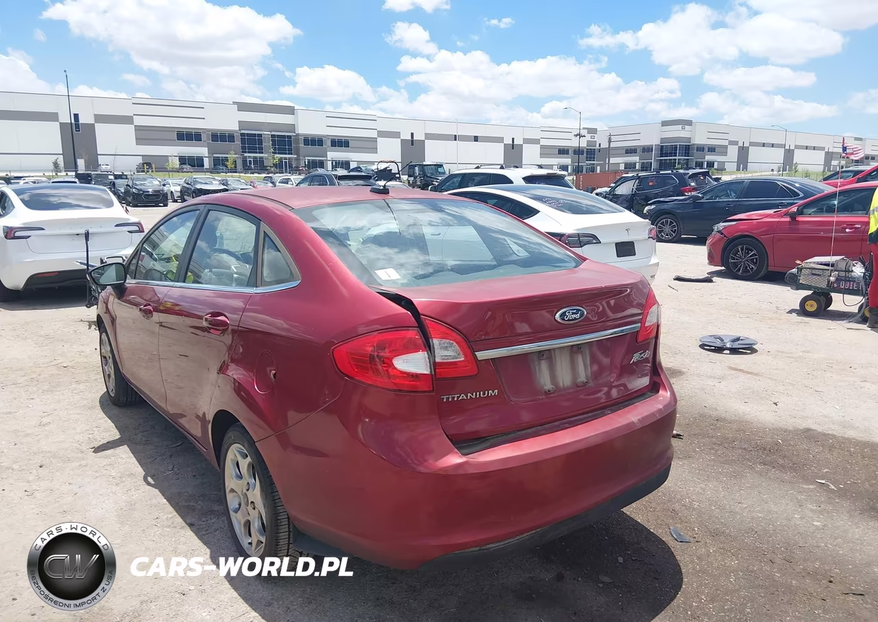 2013 Ford Fiesta Titanium VIN:3FADP4CJ8DM194133 - 3