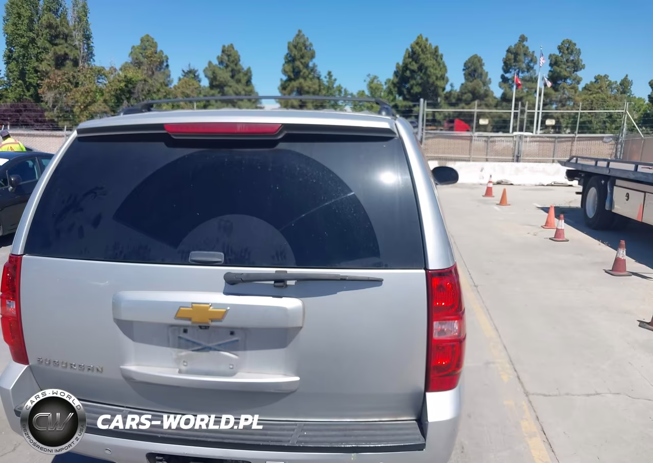 2014 Chevrolet Suburban Lt VIN:1GNSCJE0XER223610 - 16