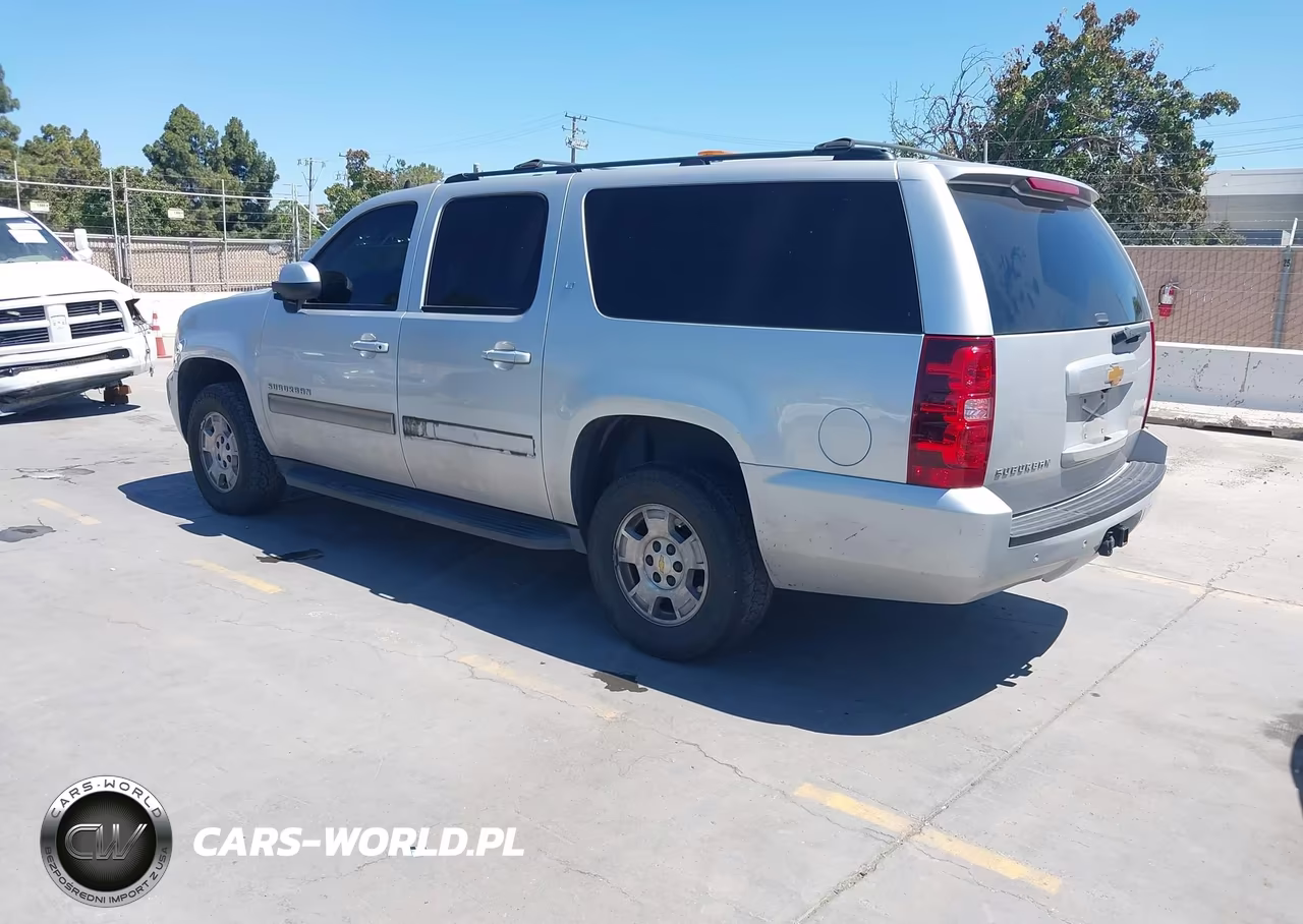 2014 Chevrolet Suburban Lt VIN:1GNSCJE0XER223610 - 3