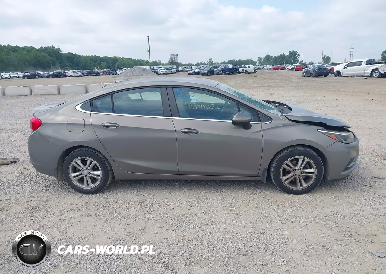 2017 Chevrolet Cruze Lt Auto VIN:1G1BE5SM8H7165619 - 14