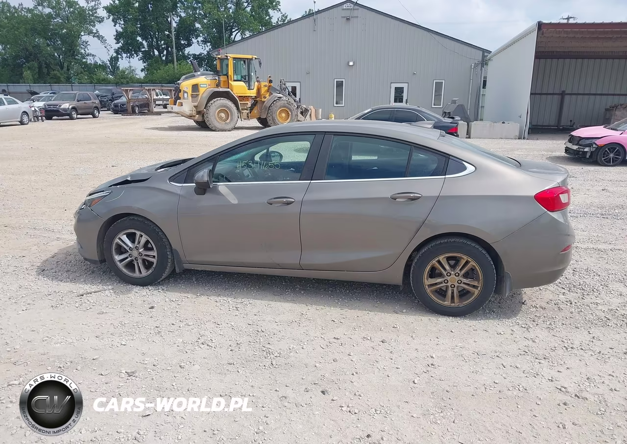 2017 Chevrolet Cruze Lt Auto VIN:1G1BE5SM8H7165619 - 15