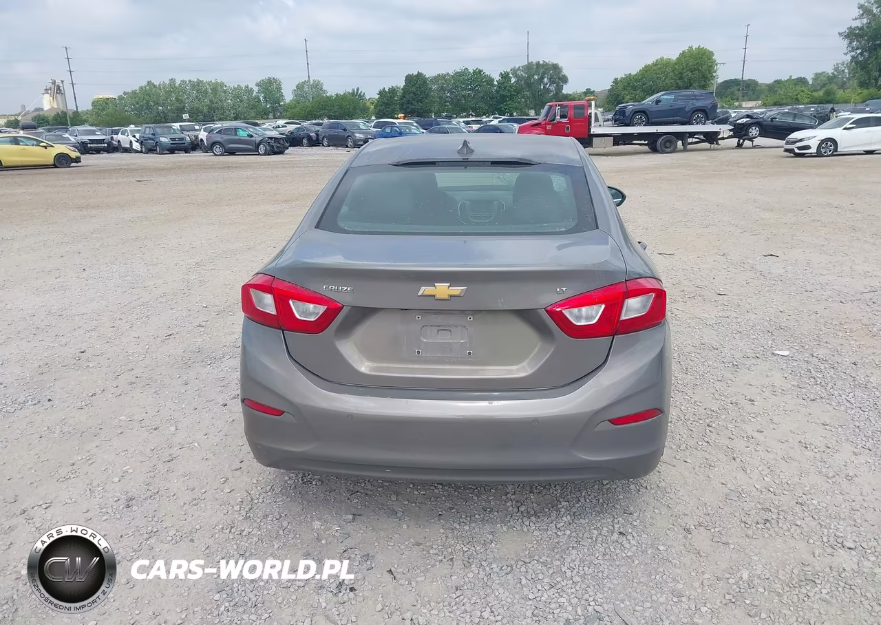 2017 Chevrolet Cruze Lt Auto VIN:1G1BE5SM8H7165619 - 17