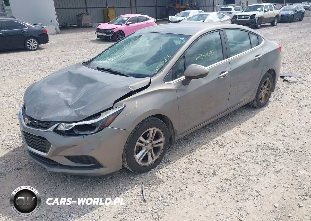 2017 Chevrolet Cruze Lt Auto VIN:1G1BE5SM8H7165619 - 2