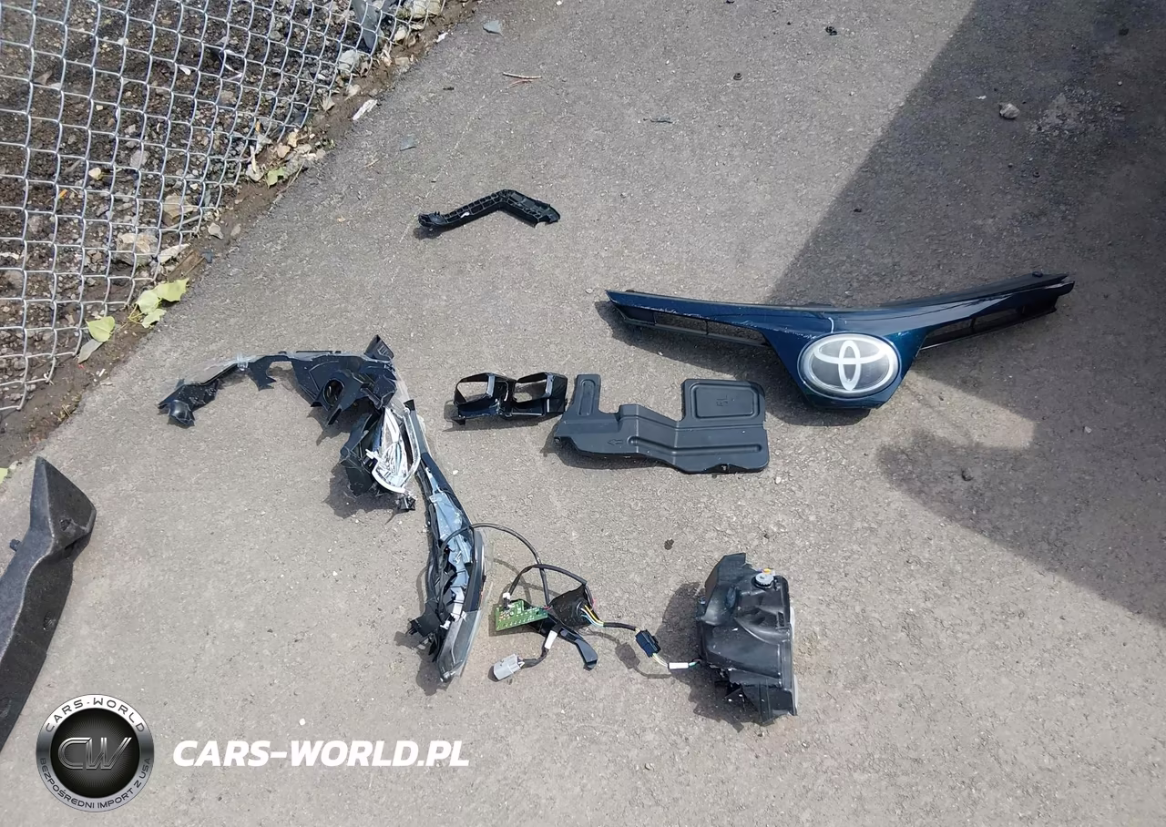 2018 Toyota Corolla Xse VIN:2T1BURHE0JC020676 - 12