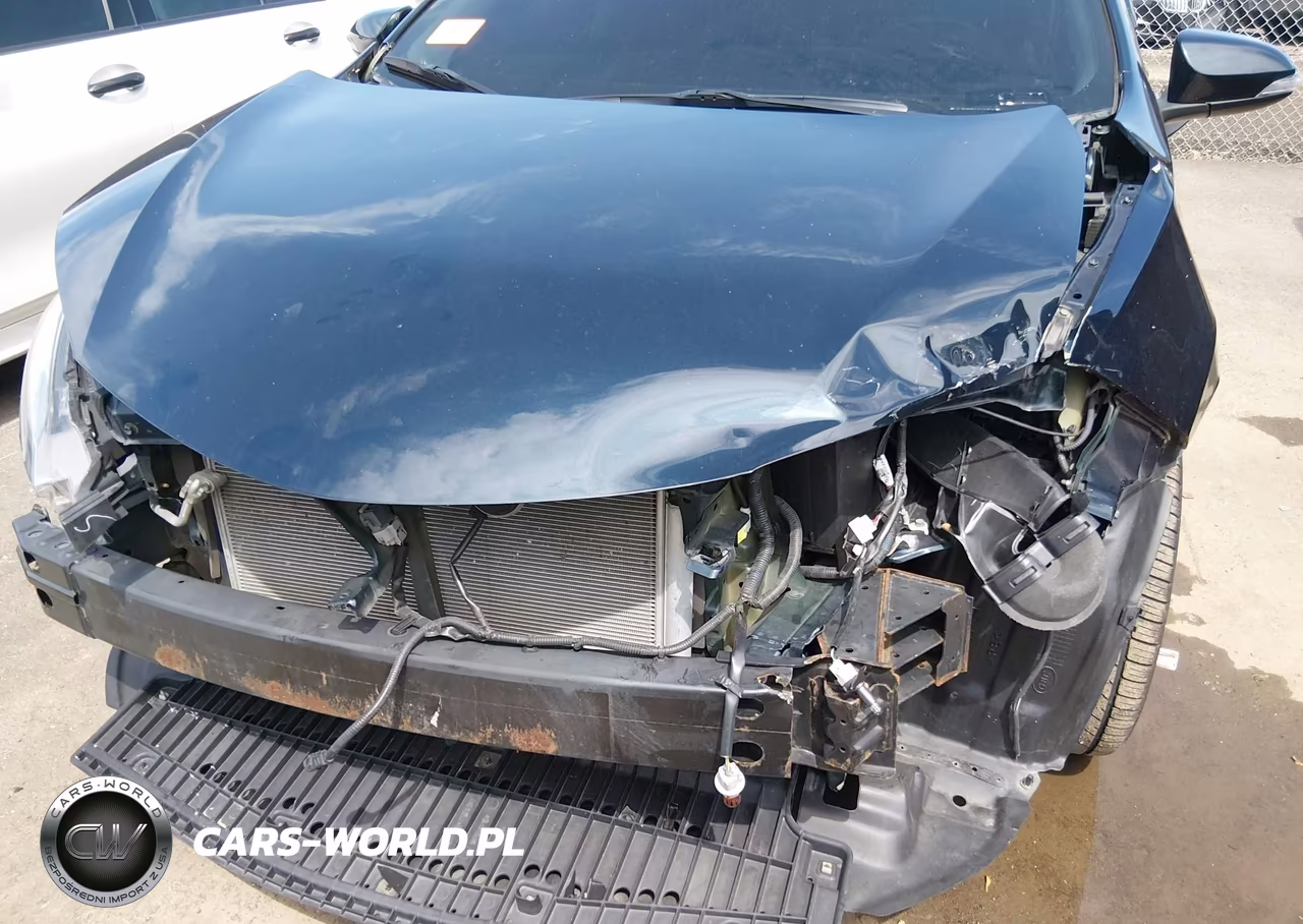 2018 Toyota Corolla Xse VIN:2T1BURHE0JC020676 - 6
