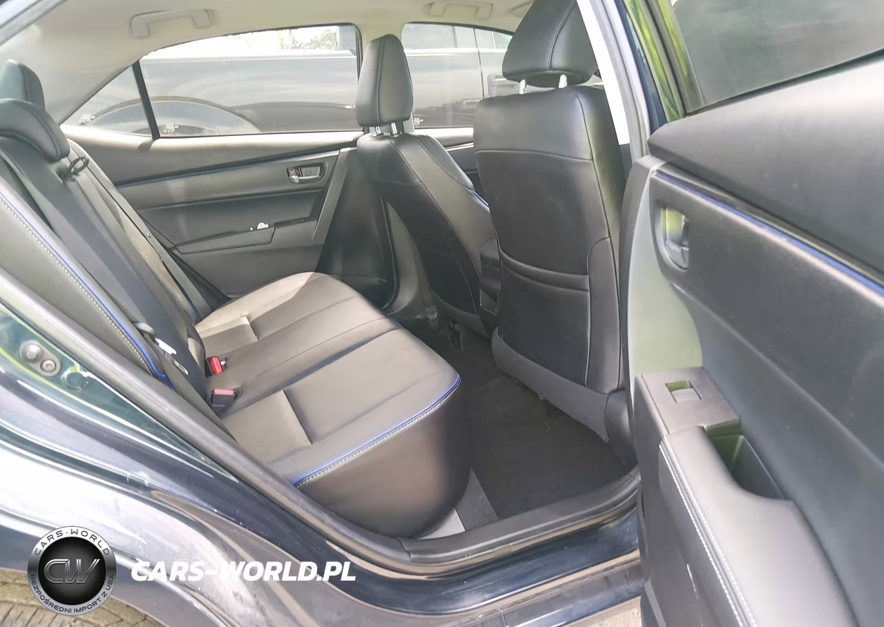 2018 Toyota Corolla Xse VIN:2T1BURHE0JC020676 - 8