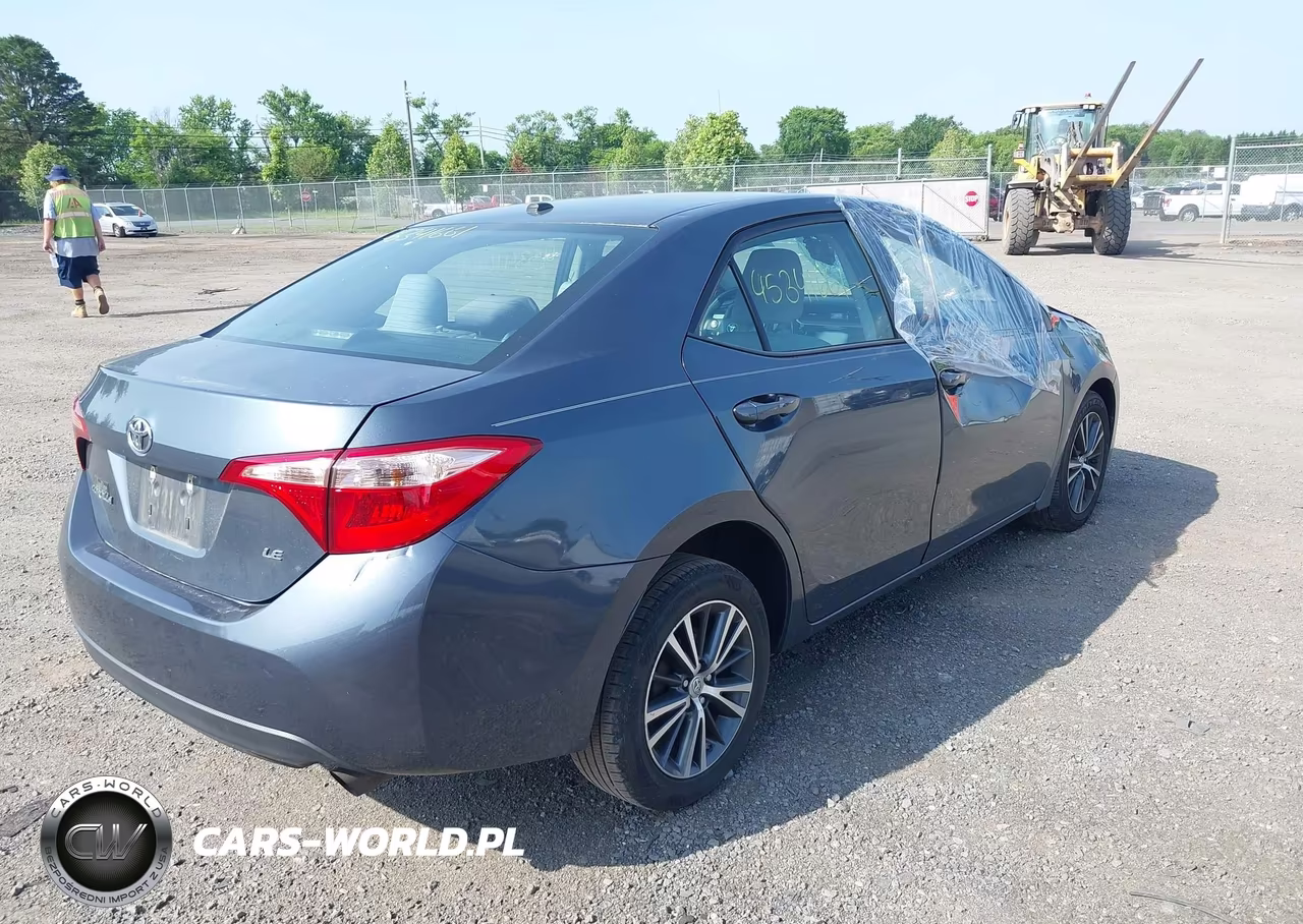 2017 Toyota Corolla Le VIN:2T1BURHEXHC813378 - 4