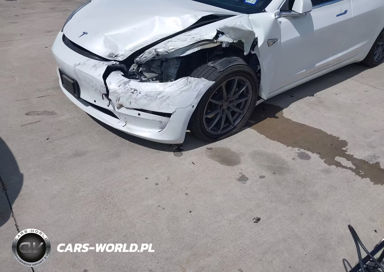 2018 Tesla Model 3 Long Range-Mid Range VIN:5YJ3E1EA7JF051231 - 6