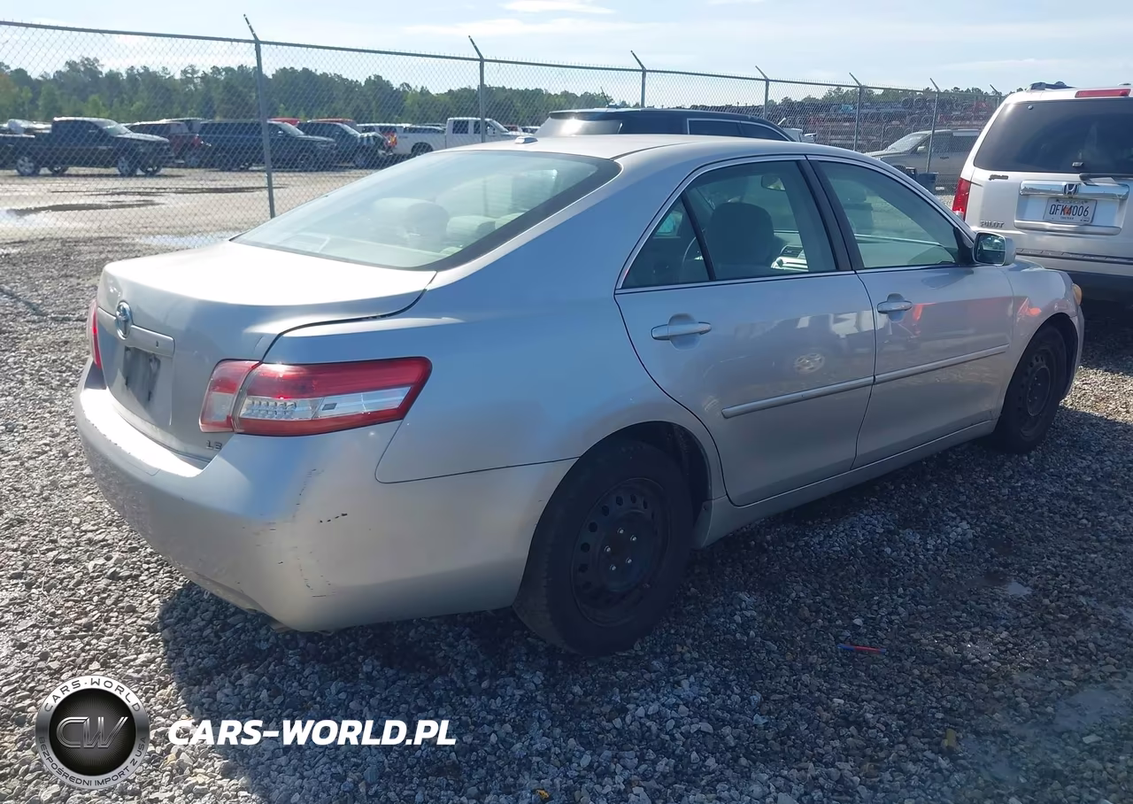 2010 Toyota Camry Le VIN:4T1BF3EK9AU546613 - 4