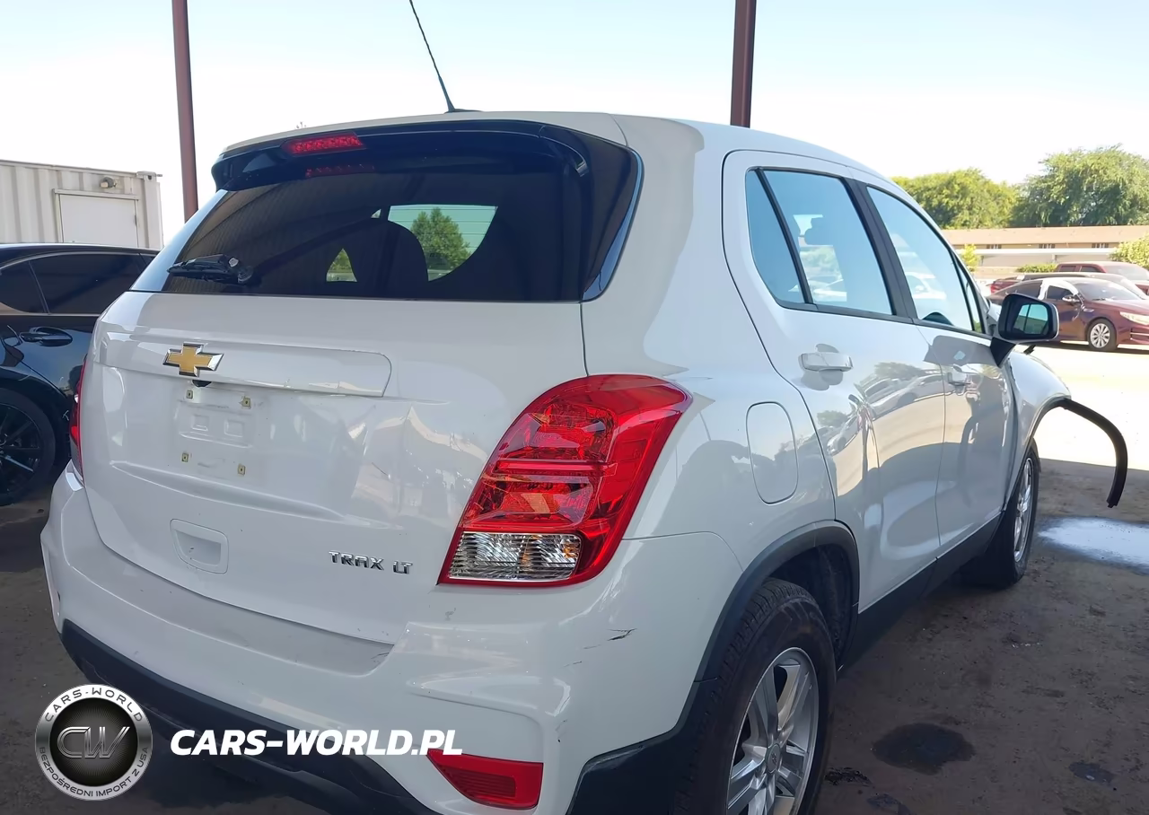 2020 Chevrolet Trax Fwd Ls VIN:KL7CJKSB0LB045238 - 4