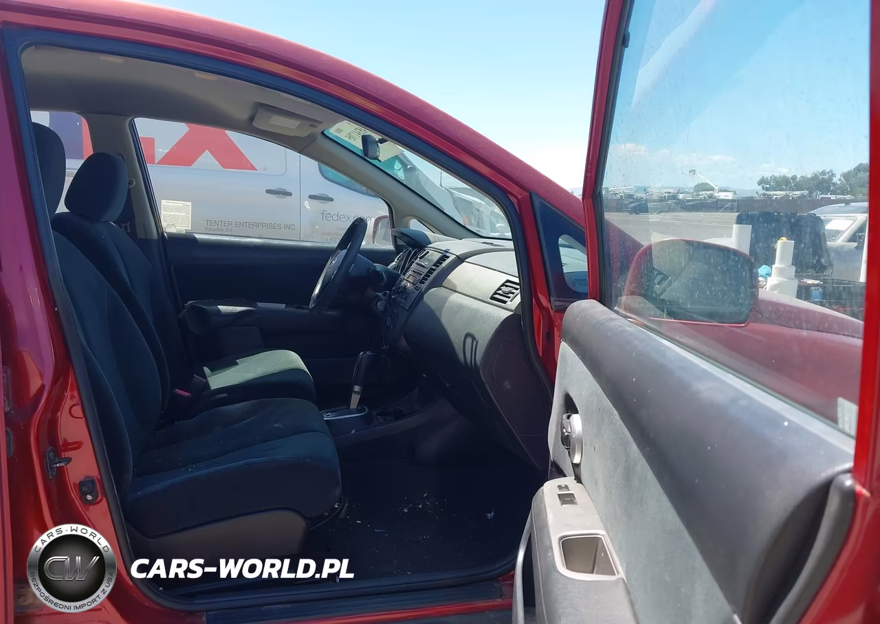 2010 Nissan Versa 1.8S VIN:3N1BC1AP7AL431749 - 5