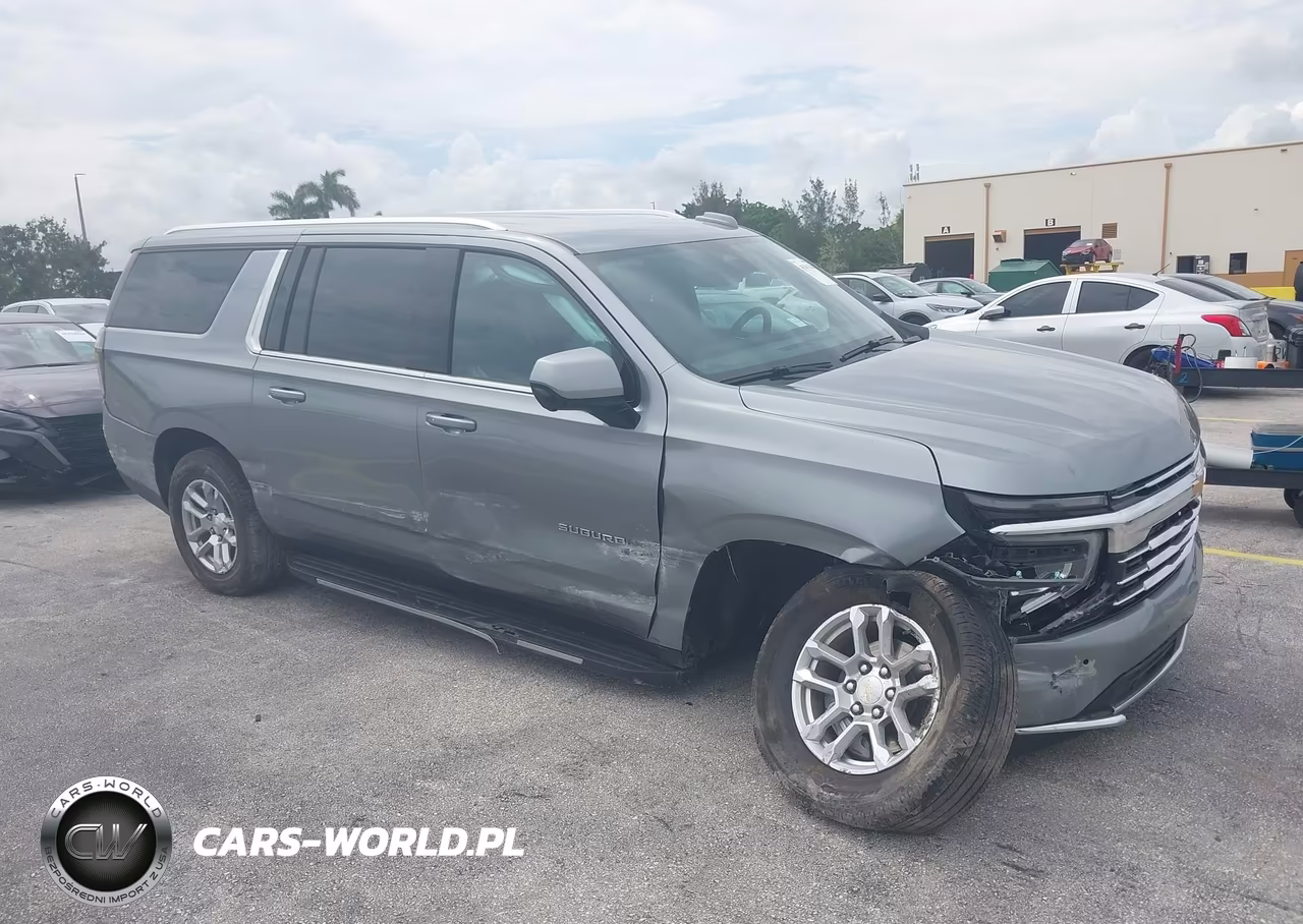 2025 Chevrolet Suburban 4Wd Lt – zdjęcie 1 z 19