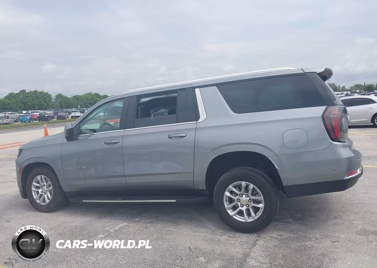 2025 Chevrolet Suburban 4Wd Lt VIN:1GNS6CRD2SR178626 - 14