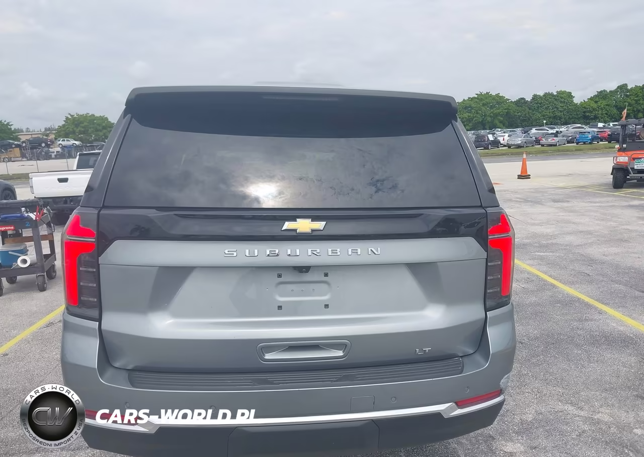 2025 Chevrolet Suburban 4Wd Lt VIN:1GNS6CRD2SR178626 - 16