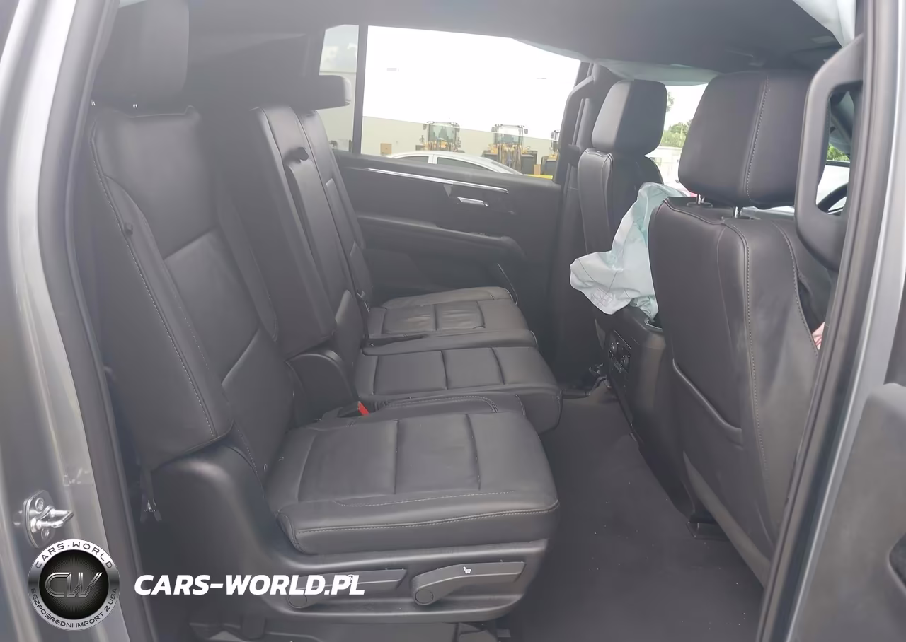 2025 Chevrolet Suburban 4Wd Lt VIN:1GNS6CRD2SR178626 - 8