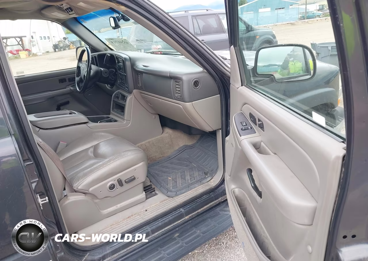 2005 Chevrolet Suburban 1500 Lt VIN:1GNEC16Z75J157980 - 5
