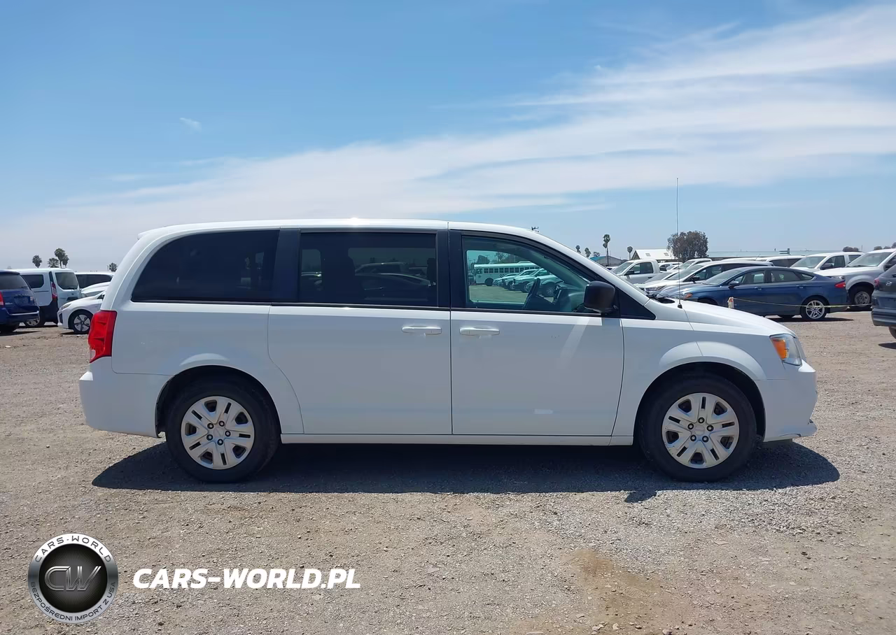2018 Dodge Grand Caravan Se VIN:2C4RDGBG4JR296789 - 14