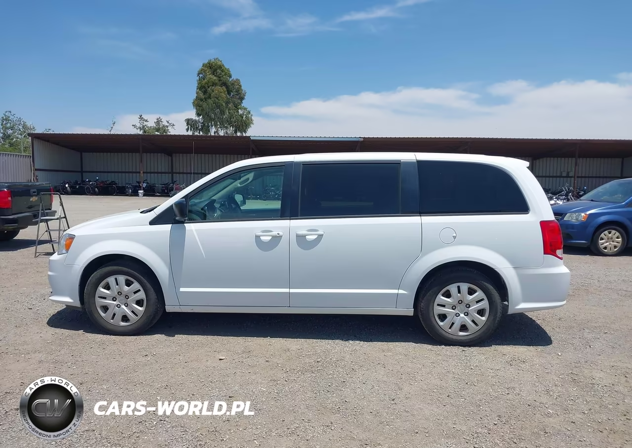 2018 Dodge Grand Caravan Se VIN:2C4RDGBG4JR296789 - 15