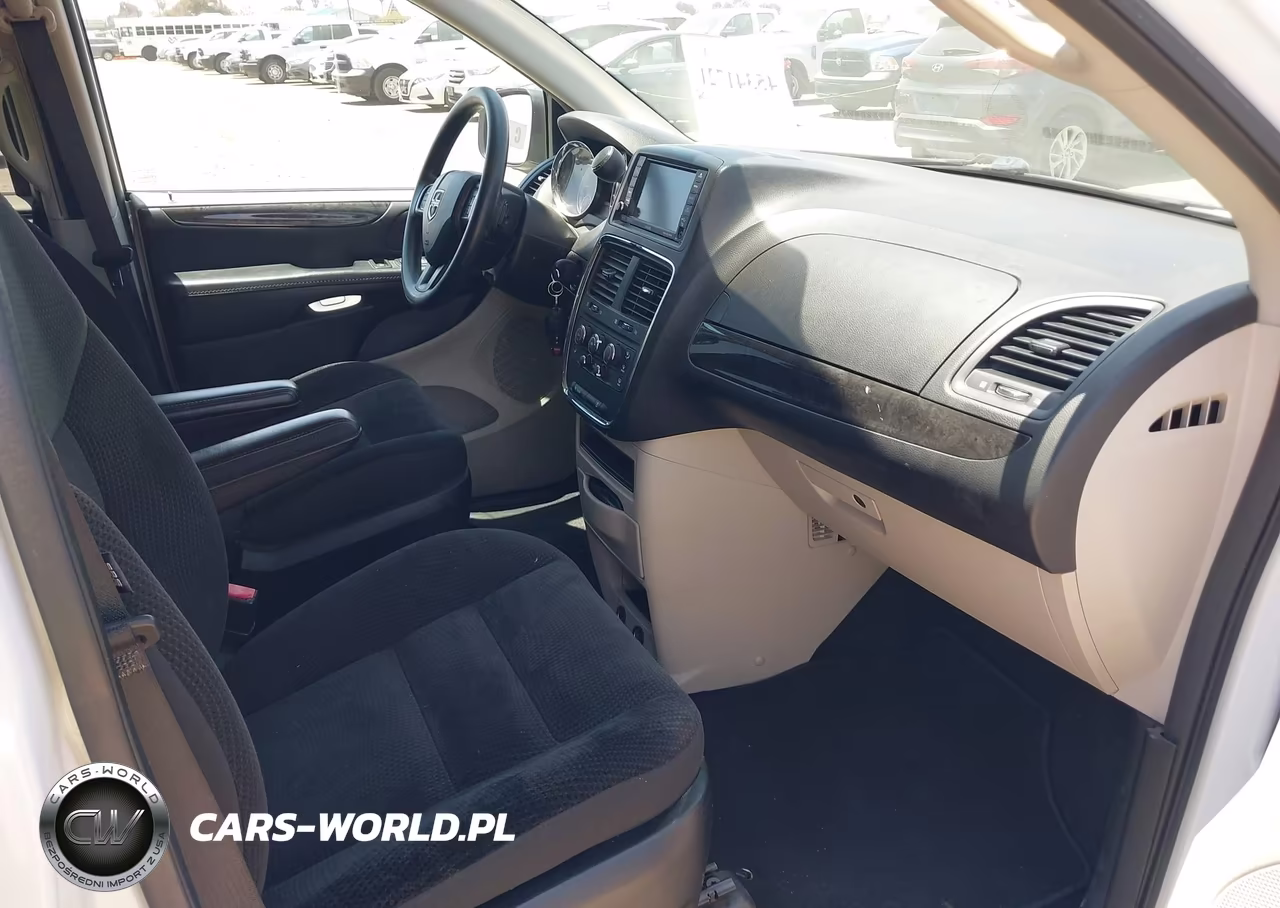 2018 Dodge Grand Caravan Se VIN:2C4RDGBG4JR296789 - 5