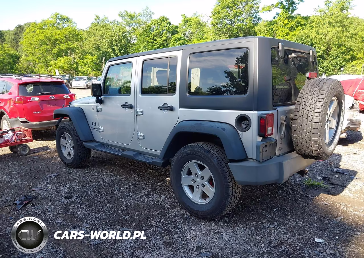 2008 Jeep Wrangler Unlimited X VIN:1J4GA39198L617782 - 3
