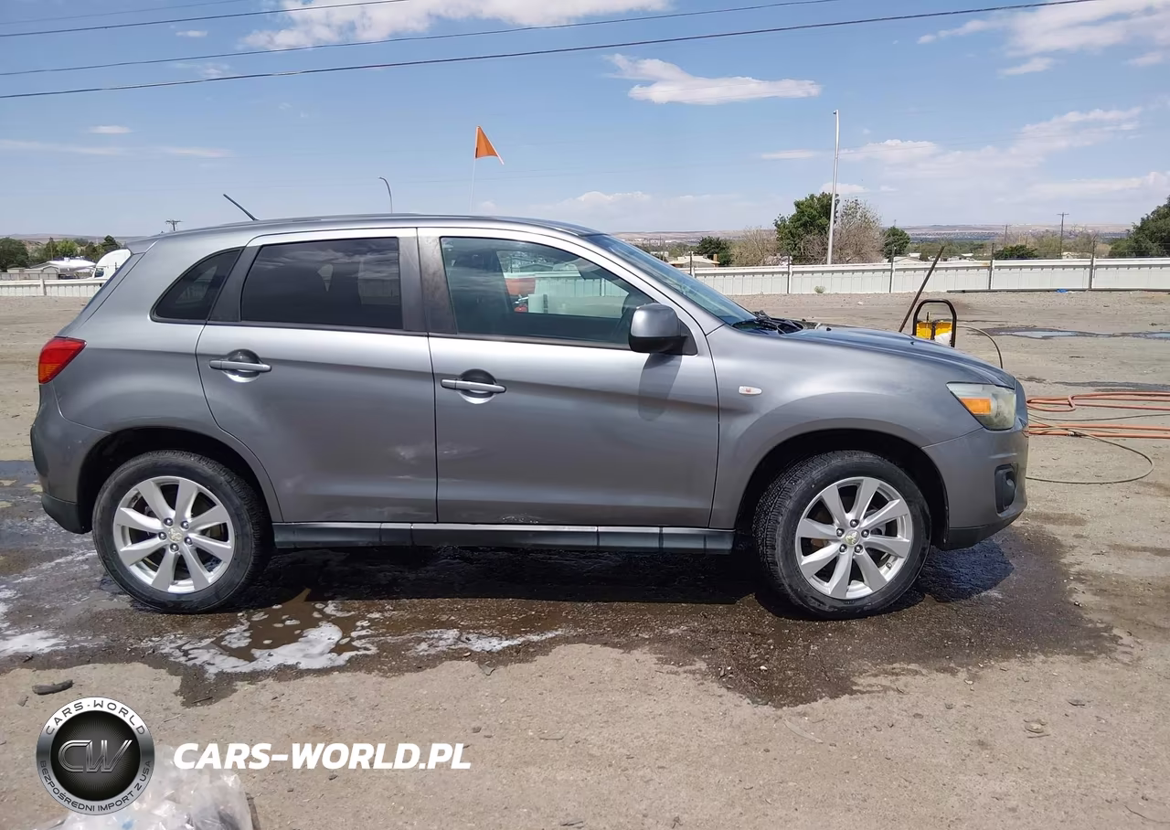 2015 Mitsubishi Outlander Sport Es VIN:4A4AR3AU7FE047592 - 13
