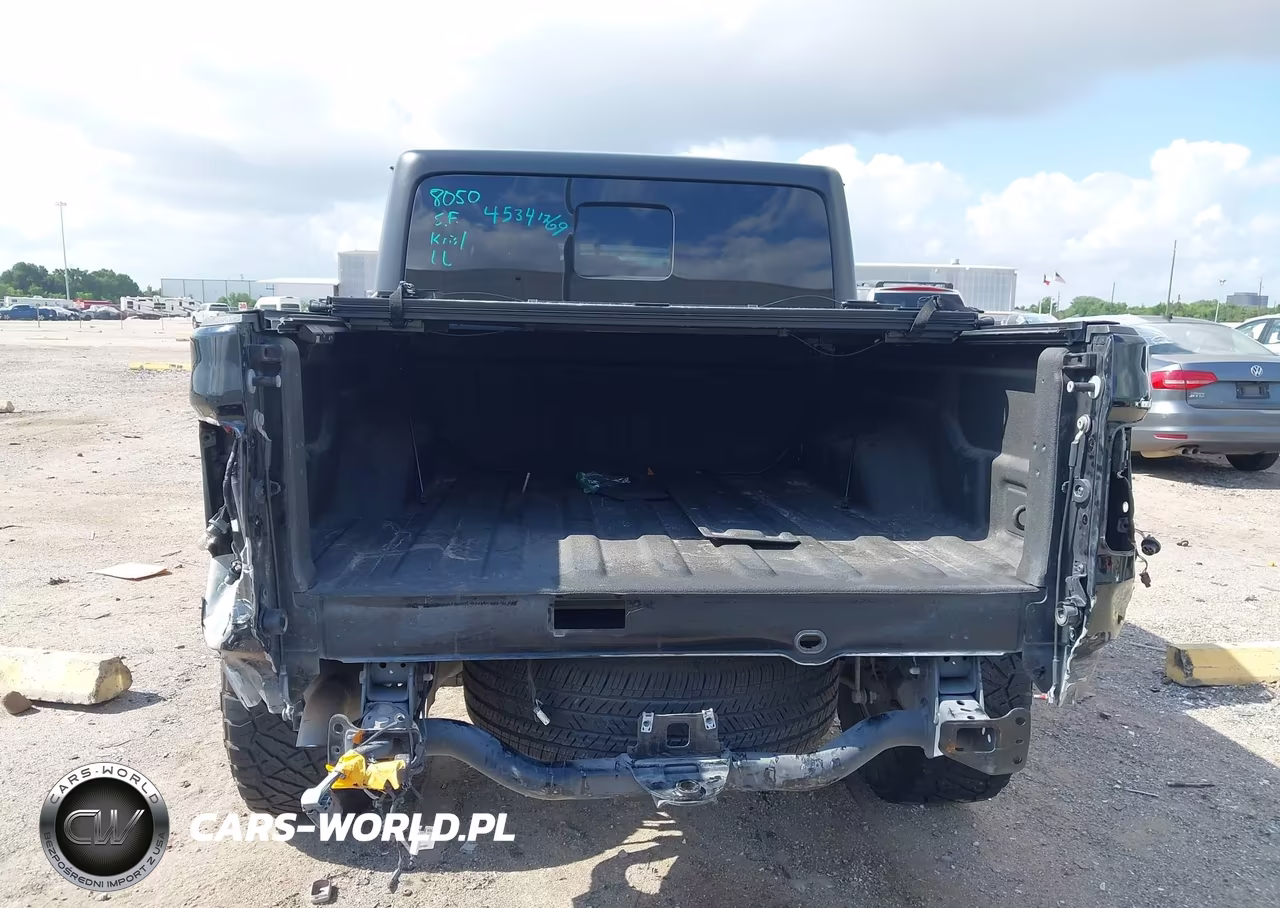 2020 Jeep Gladiator Sport S 4X4 VIN:1C6HJTAG2LL124309 - 17