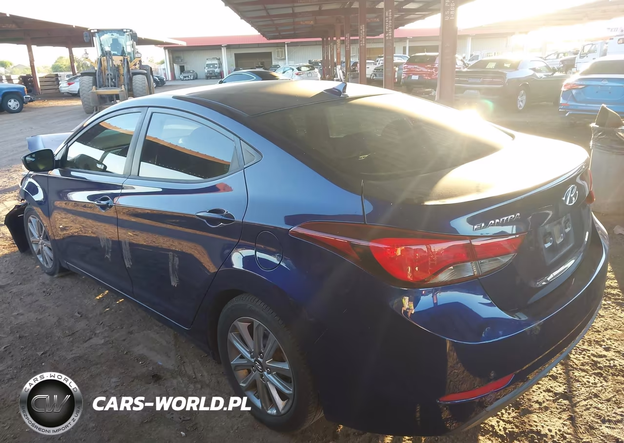 2014 Hyundai Elantra Se VIN:5NPDH4AE0EH529535 - 3