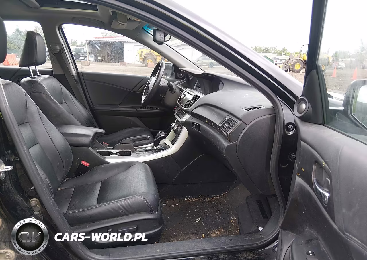 2014 Honda Accord Touring VIN:1HGCR3F9XEA029261 - 5